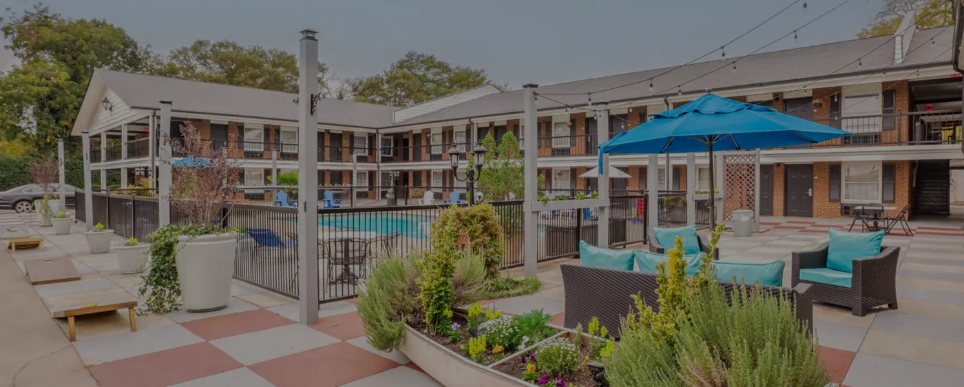 The Guest Lodge courtyard and pool deck